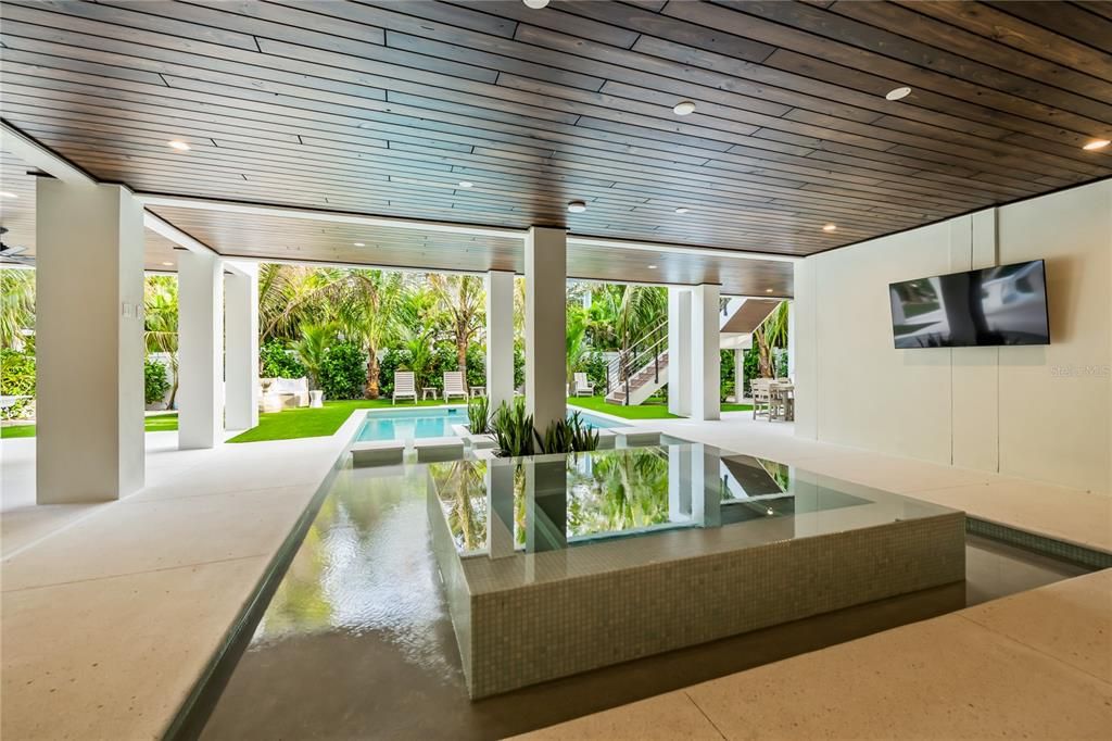 For Sale: $7,500,000 (6 beds, 6 baths, 6500 Square Feet)