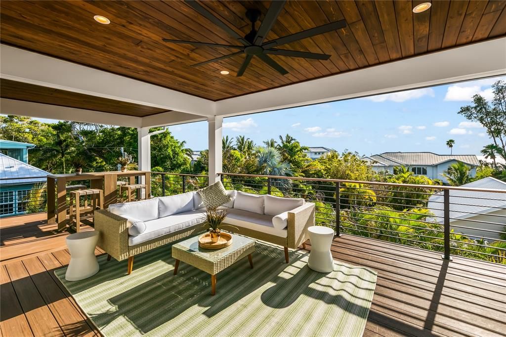 For Sale: $7,500,000 (6 beds, 6 baths, 6500 Square Feet)