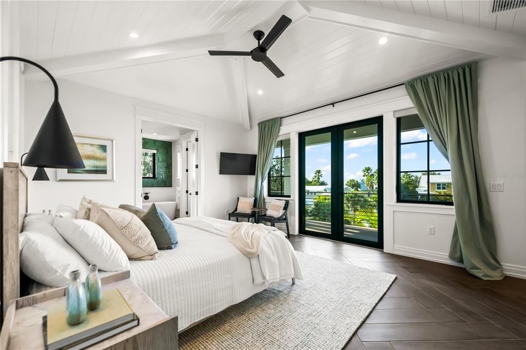 For Sale: $7,500,000 (6 beds, 6 baths, 6500 Square Feet)