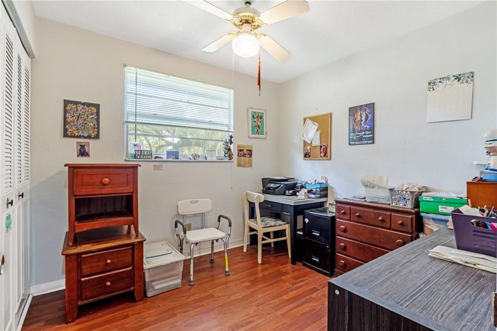 На продажу: $455,000 (3 спален, 2 ванн, 1570 Квадратных фут)