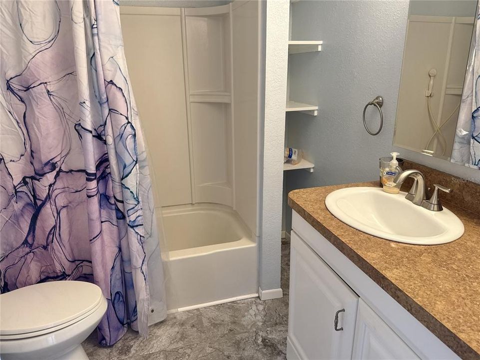 For Sale: $85,000 (2 beds, 1 baths, 1088 Square Feet)