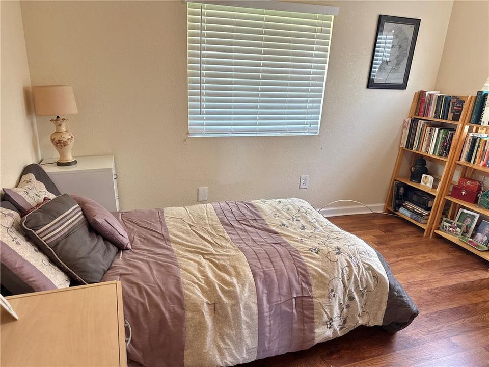 For Sale: $85,000 (2 beds, 1 baths, 1088 Square Feet)