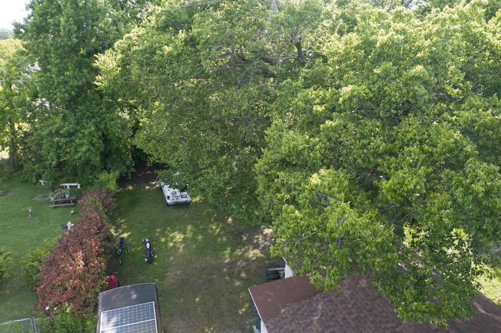 待售: $199,000 (4 贝兹, 0 浴室, 2132 平方英尺)