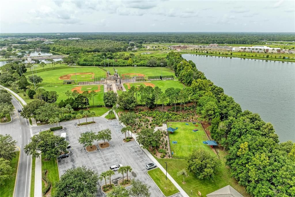 Под контрактом: $379,500 (2 спален, 2 ванн, 1603 Квадратных фут)