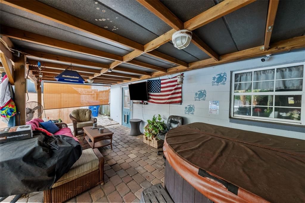 На продажу: $257,000 (3 спален, 2 ванн, 1291 Квадратных фут)