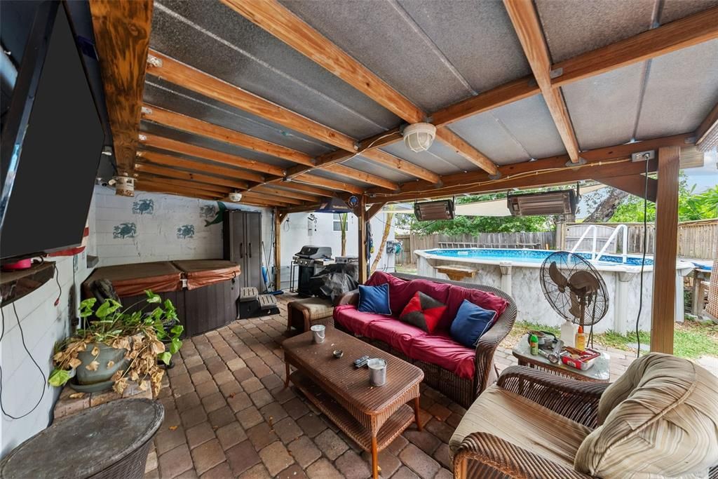 На продажу: $257,000 (3 спален, 2 ванн, 1291 Квадратных фут)