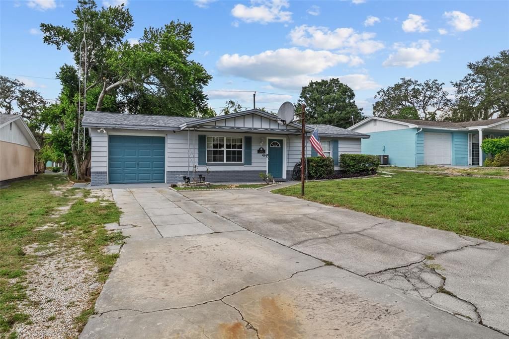 На продажу: $257,000 (3 спален, 2 ванн, 1291 Квадратных фут)