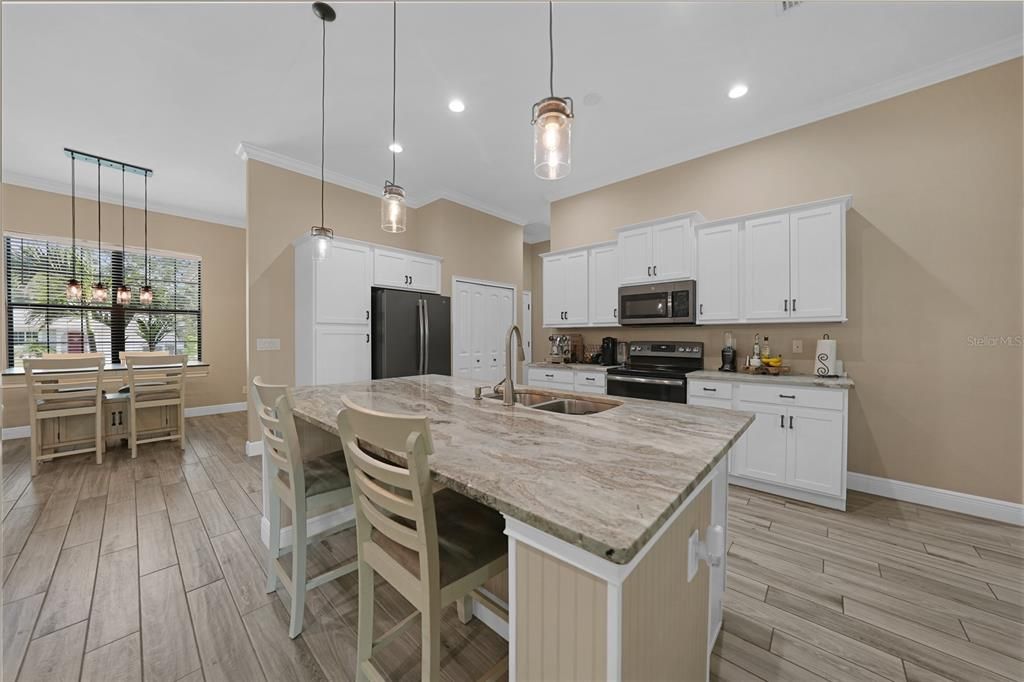 На продажу: $667,500 (3 спален, 2 ванн, 1790 Квадратных фут)