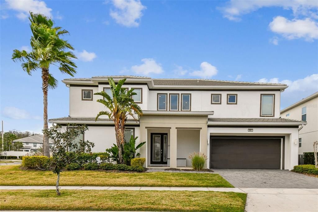 Activo con contrato: $815,000 (7 camas, 7 baños, 4014 Pies cuadrados)