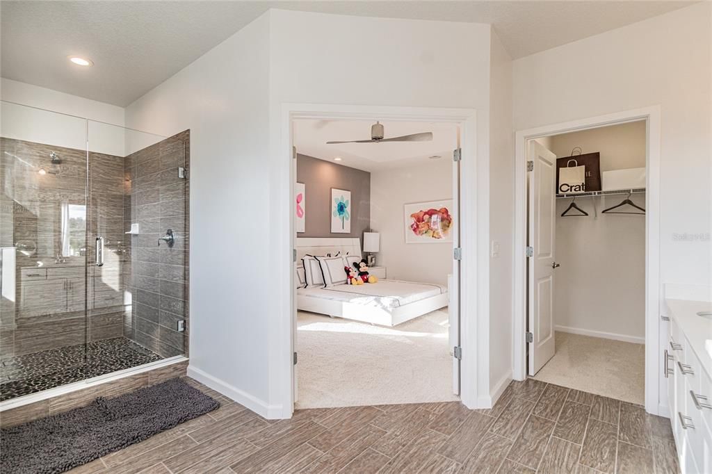 Activo con contrato: $815,000 (7 camas, 7 baños, 4014 Pies cuadrados)