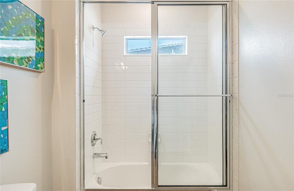 Activo con contrato: $815,000 (7 camas, 7 baños, 4014 Pies cuadrados)