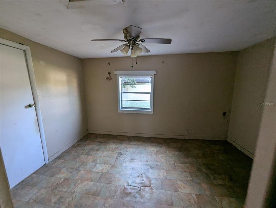 En Venta: $109,900 (2 camas, 1 baños, 848 Pies cuadrados)