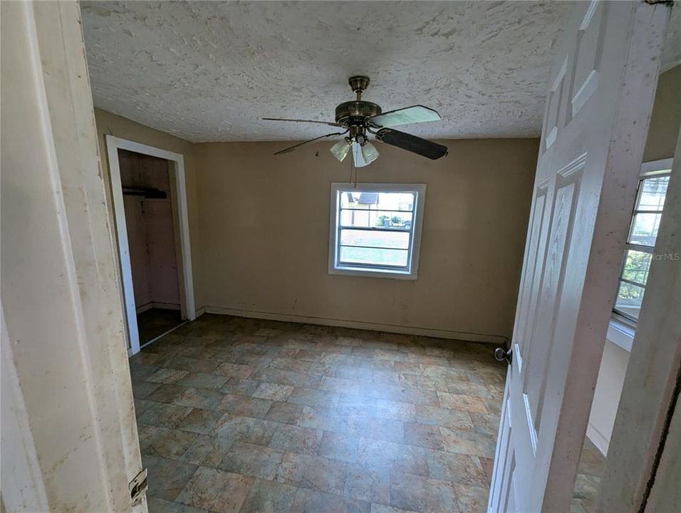 En Venta: $109,900 (2 camas, 1 baños, 848 Pies cuadrados)