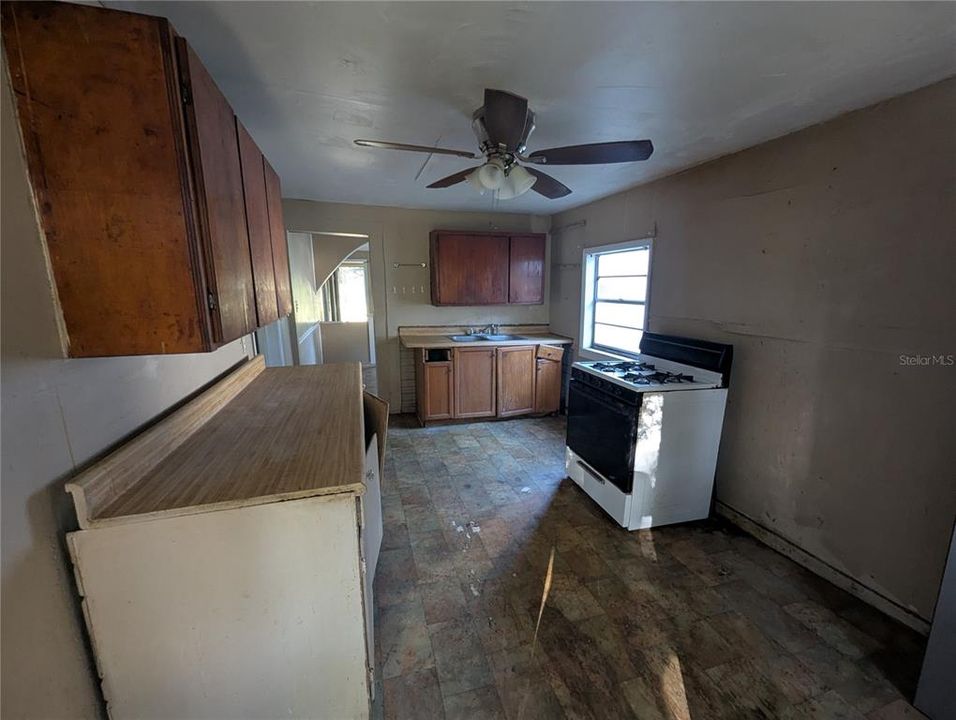 En Venta: $109,900 (2 camas, 1 baños, 848 Pies cuadrados)