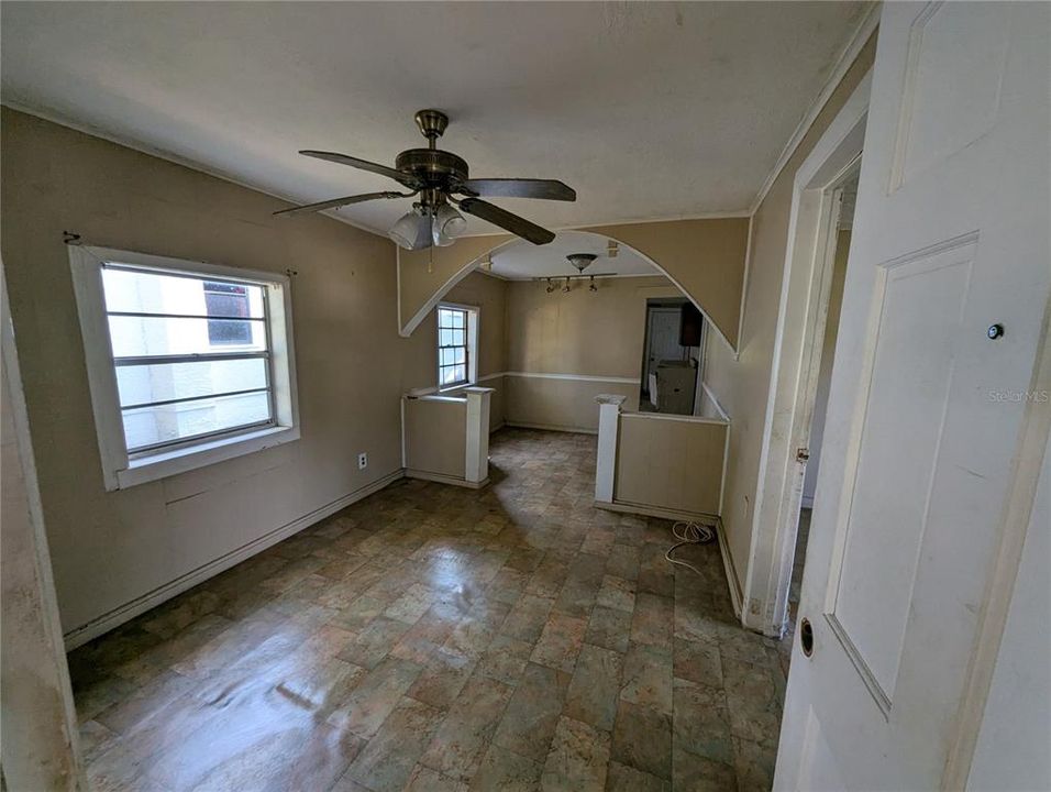 En Venta: $109,900 (2 camas, 1 baños, 848 Pies cuadrados)