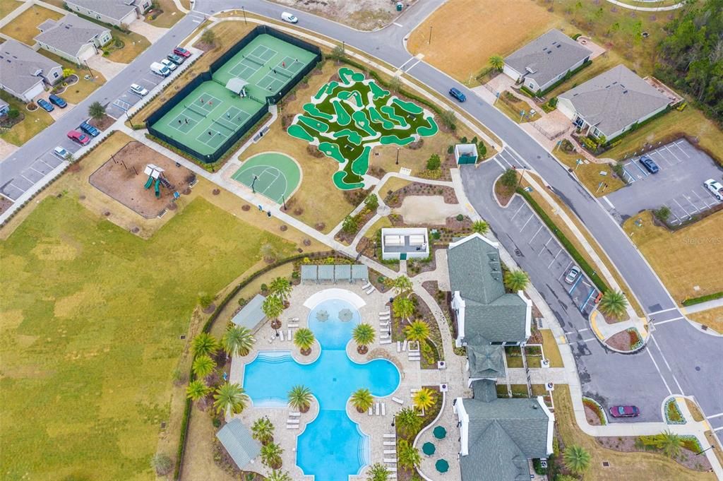 For Sale: $549,000 (4 beds, 3 baths, 2660 Square Feet)