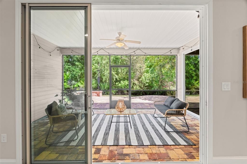 For Sale: $549,000 (4 beds, 3 baths, 2660 Square Feet)