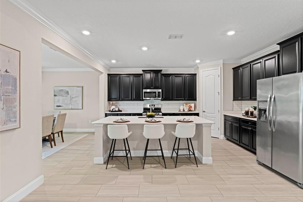 For Sale: $549,000 (4 beds, 3 baths, 2660 Square Feet)