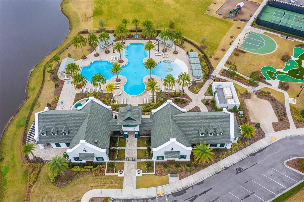 For Sale: $549,000 (4 beds, 3 baths, 2660 Square Feet)