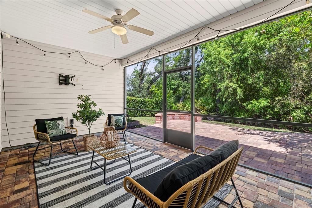 For Sale: $549,000 (4 beds, 3 baths, 2660 Square Feet)