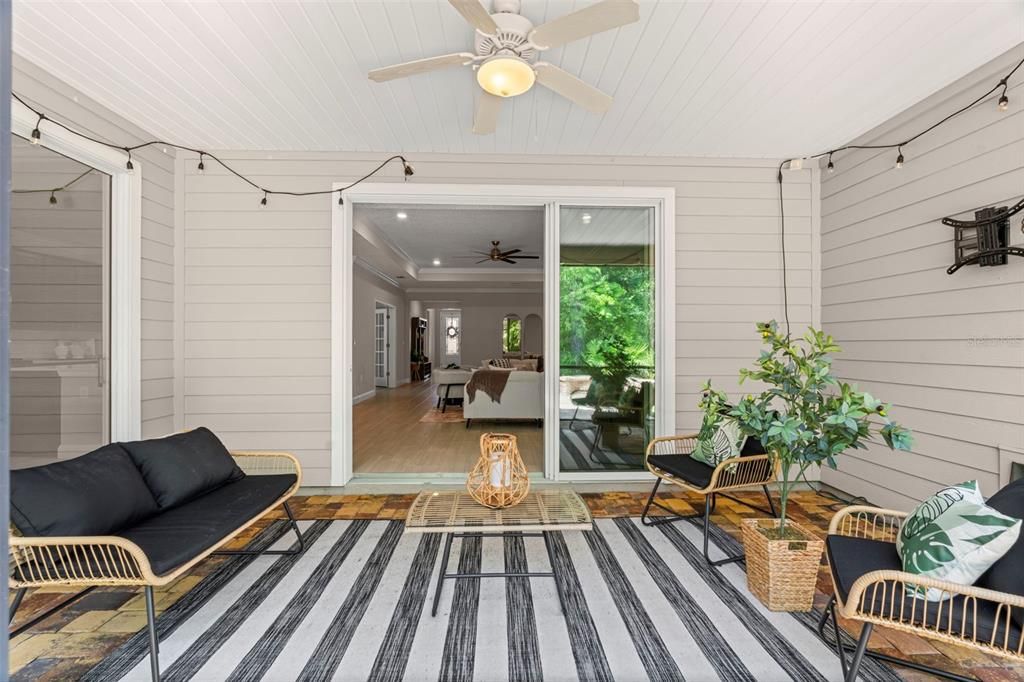 For Sale: $549,000 (4 beds, 3 baths, 2660 Square Feet)