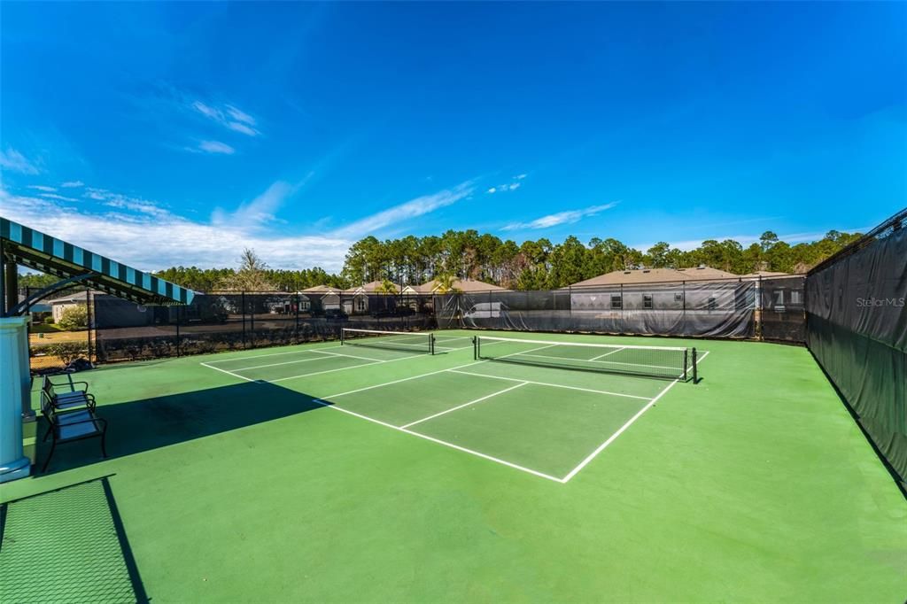 For Sale: $549,000 (4 beds, 3 baths, 2660 Square Feet)