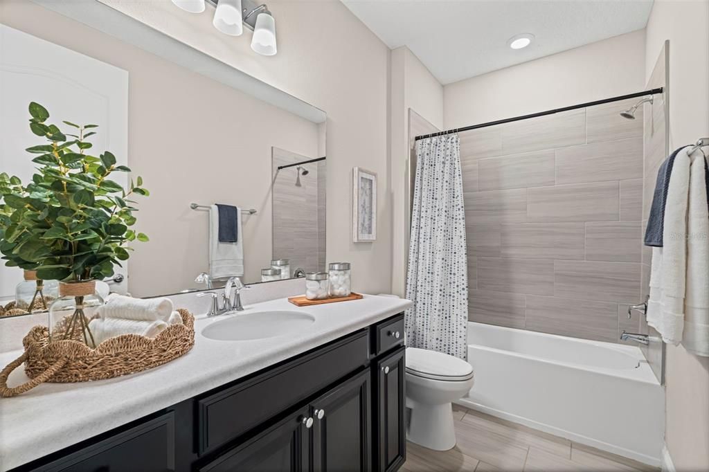 For Sale: $549,000 (4 beds, 3 baths, 2660 Square Feet)