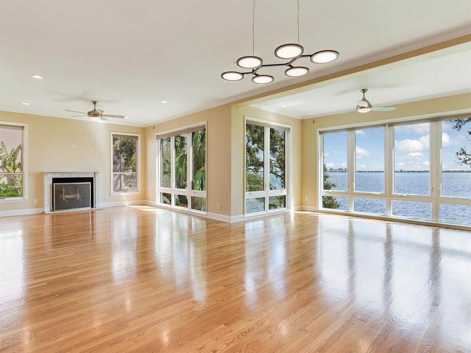 En Venta: $2,399,000 (3 camas, 4 baños, 3546 Pies cuadrados)