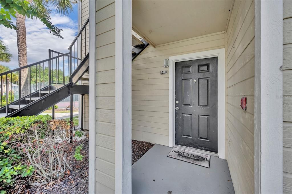 Active With Contract: $115,000 (2 beds, 2 baths, 829 Square Feet)