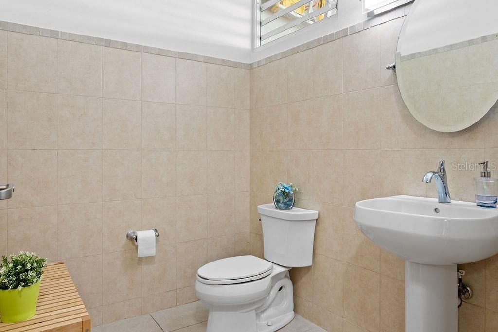 En Venta: $560,000 (4 camas, 3 baños, 4927 Pies cuadrados)