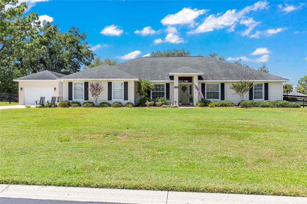 最近售出: $599,900 (4 贝兹, 3 浴室, 2925 平方英尺)