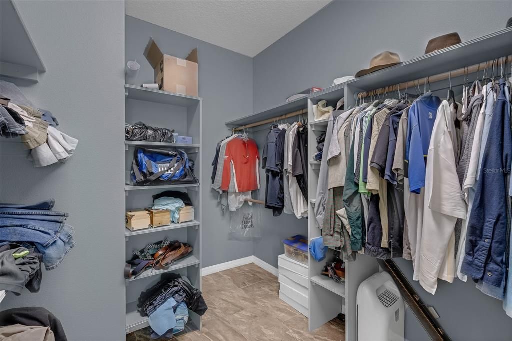 En Venta: $1,063,000 (5 camas, 3 baños, 3502 Pies cuadrados)