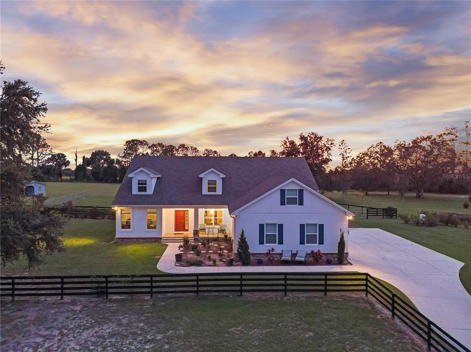 En Venta: $1,063,000 (5 camas, 3 baños, 3502 Pies cuadrados)