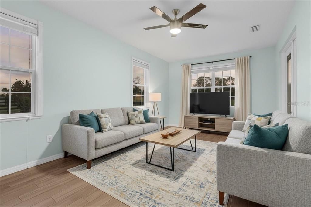 En Venta: $1,063,000 (5 camas, 3 baños, 3502 Pies cuadrados)