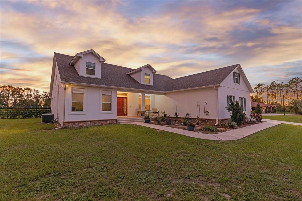 En Venta: $1,063,000 (5 camas, 3 baños, 3502 Pies cuadrados)