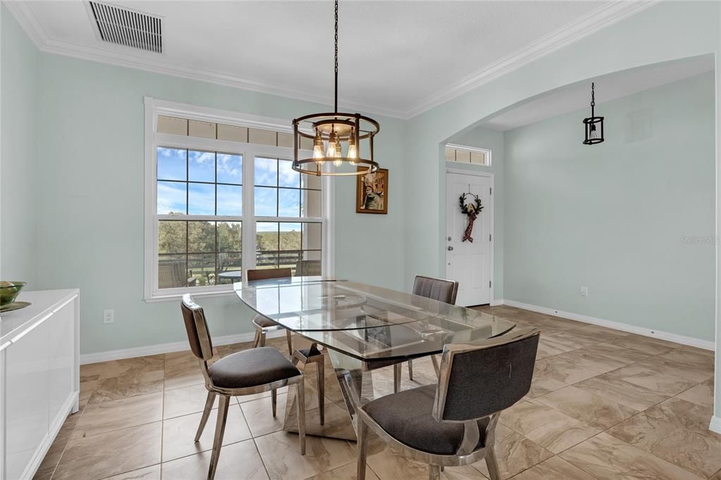 En Venta: $1,063,000 (5 camas, 3 baños, 3502 Pies cuadrados)