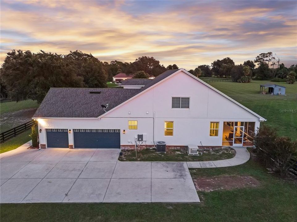 En Venta: $1,063,000 (5 camas, 3 baños, 3502 Pies cuadrados)