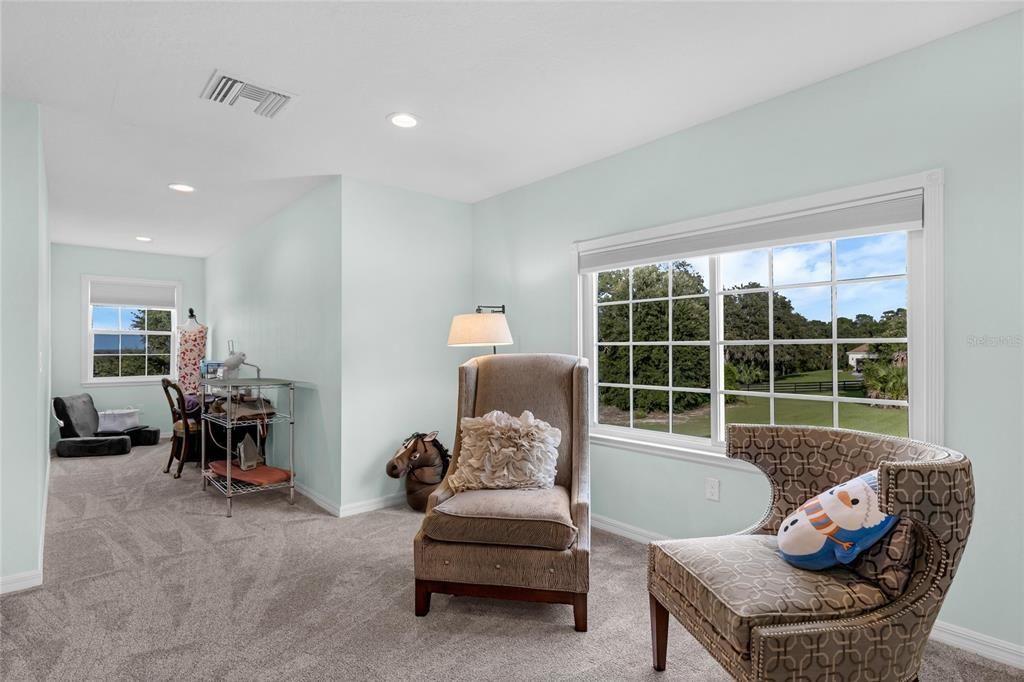 En Venta: $1,063,000 (5 camas, 3 baños, 3502 Pies cuadrados)