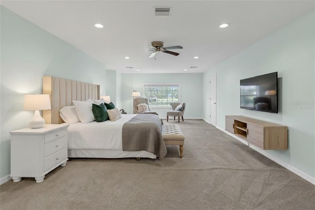 En Venta: $1,063,000 (5 camas, 3 baños, 3502 Pies cuadrados)