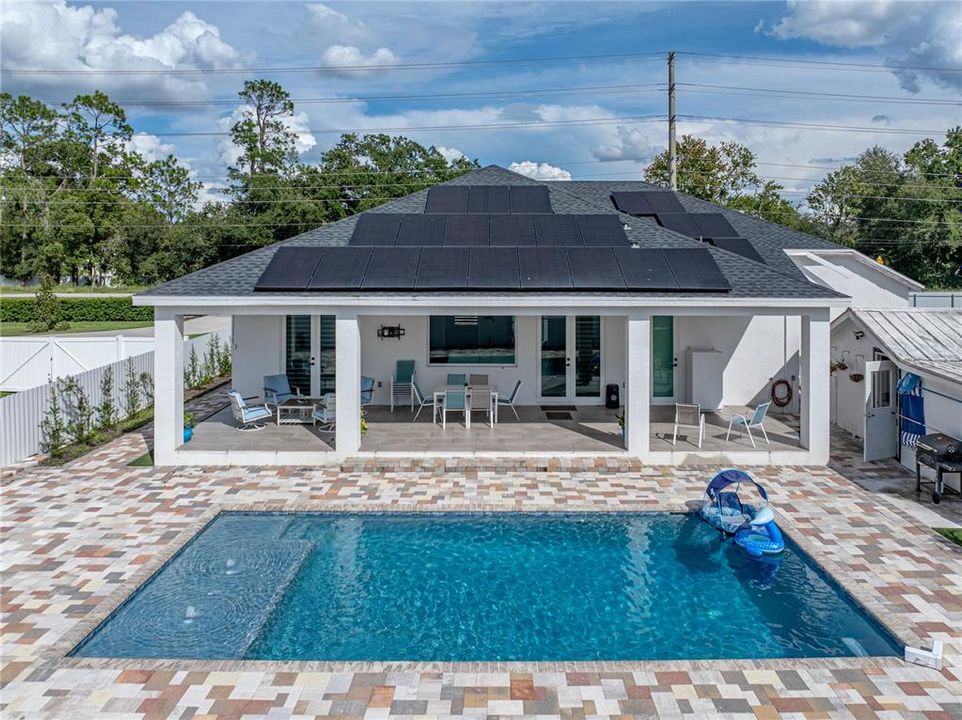 For Sale: $870,000 (4 beds, 3 baths, 3814 Square Feet)