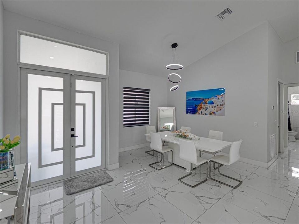 For Sale: $870,000 (4 beds, 3 baths, 3814 Square Feet)