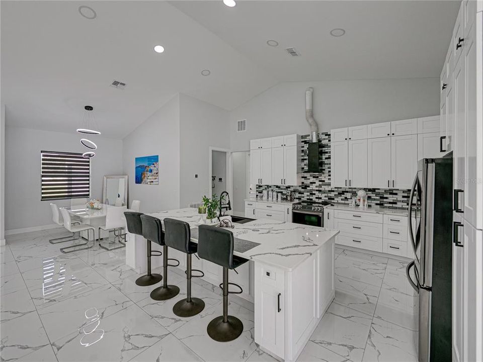 For Sale: $870,000 (4 beds, 3 baths, 3814 Square Feet)