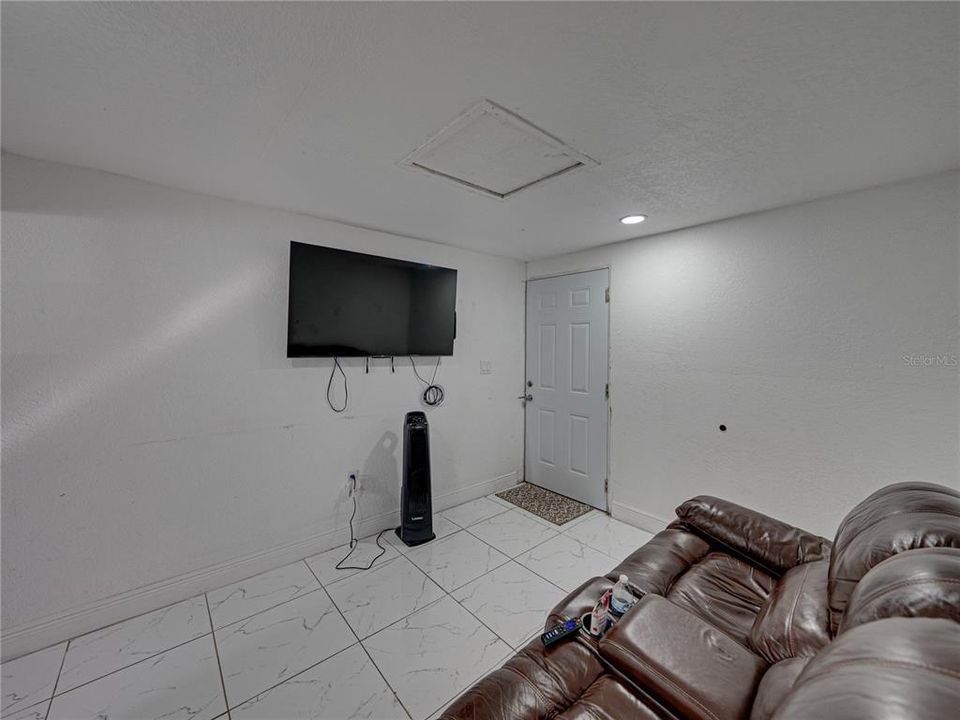 For Sale: $870,000 (4 beds, 3 baths, 3814 Square Feet)