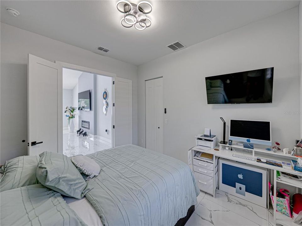 For Sale: $870,000 (4 beds, 3 baths, 3814 Square Feet)