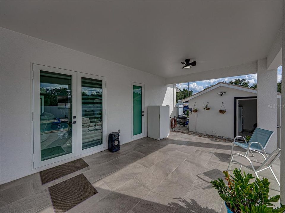 For Sale: $870,000 (4 beds, 3 baths, 3814 Square Feet)