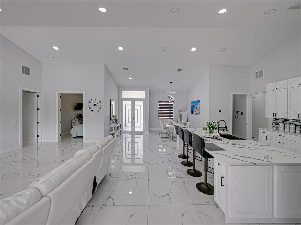 For Sale: $870,000 (4 beds, 3 baths, 3814 Square Feet)