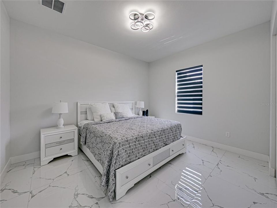 For Sale: $870,000 (4 beds, 3 baths, 3814 Square Feet)