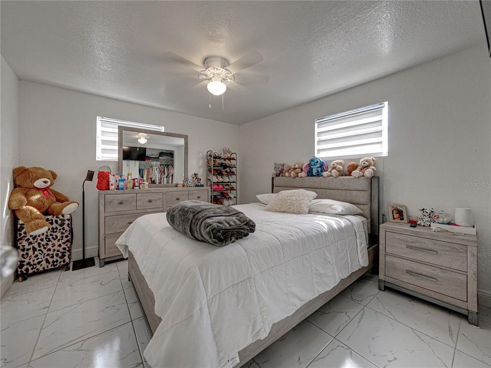 For Sale: $870,000 (4 beds, 3 baths, 3814 Square Feet)