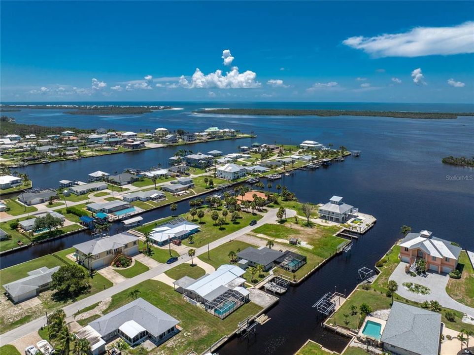 待售: $1,300,000 (3 贝兹, 2 浴室, 1624 平方英尺)