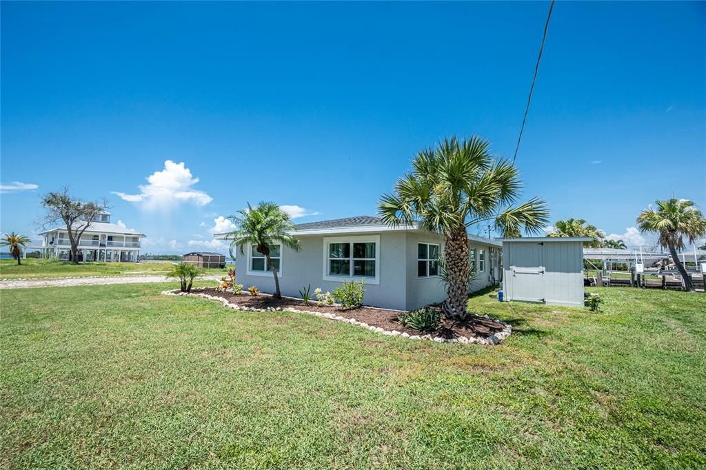 待售: $1,300,000 (3 贝兹, 2 浴室, 1624 平方英尺)